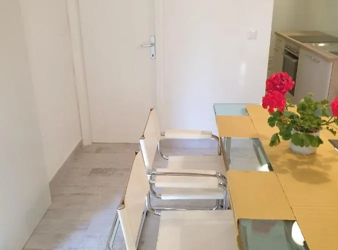 Apartman P-E